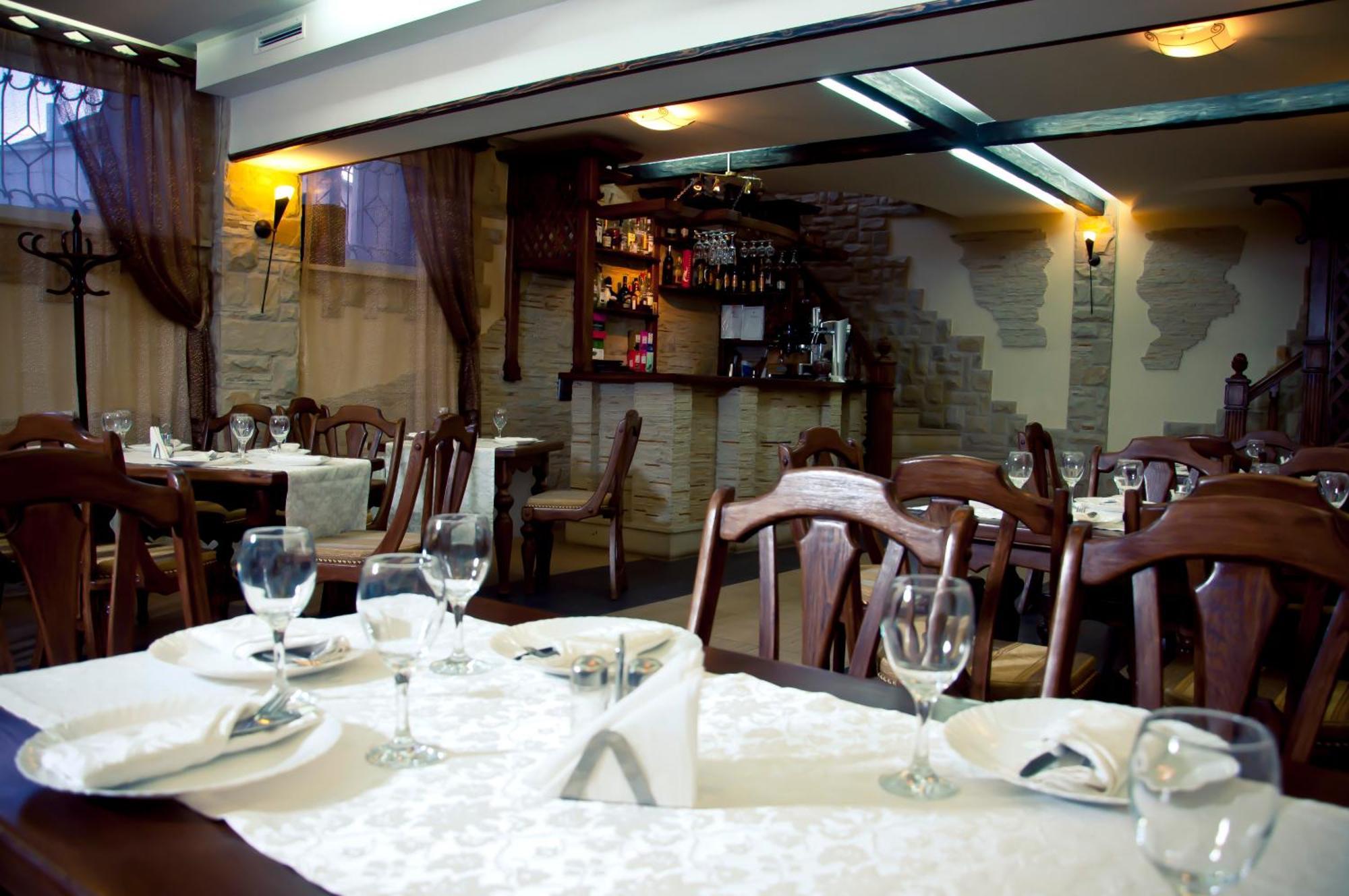 Central Hotel Soroca Ngoại thất bức ảnh